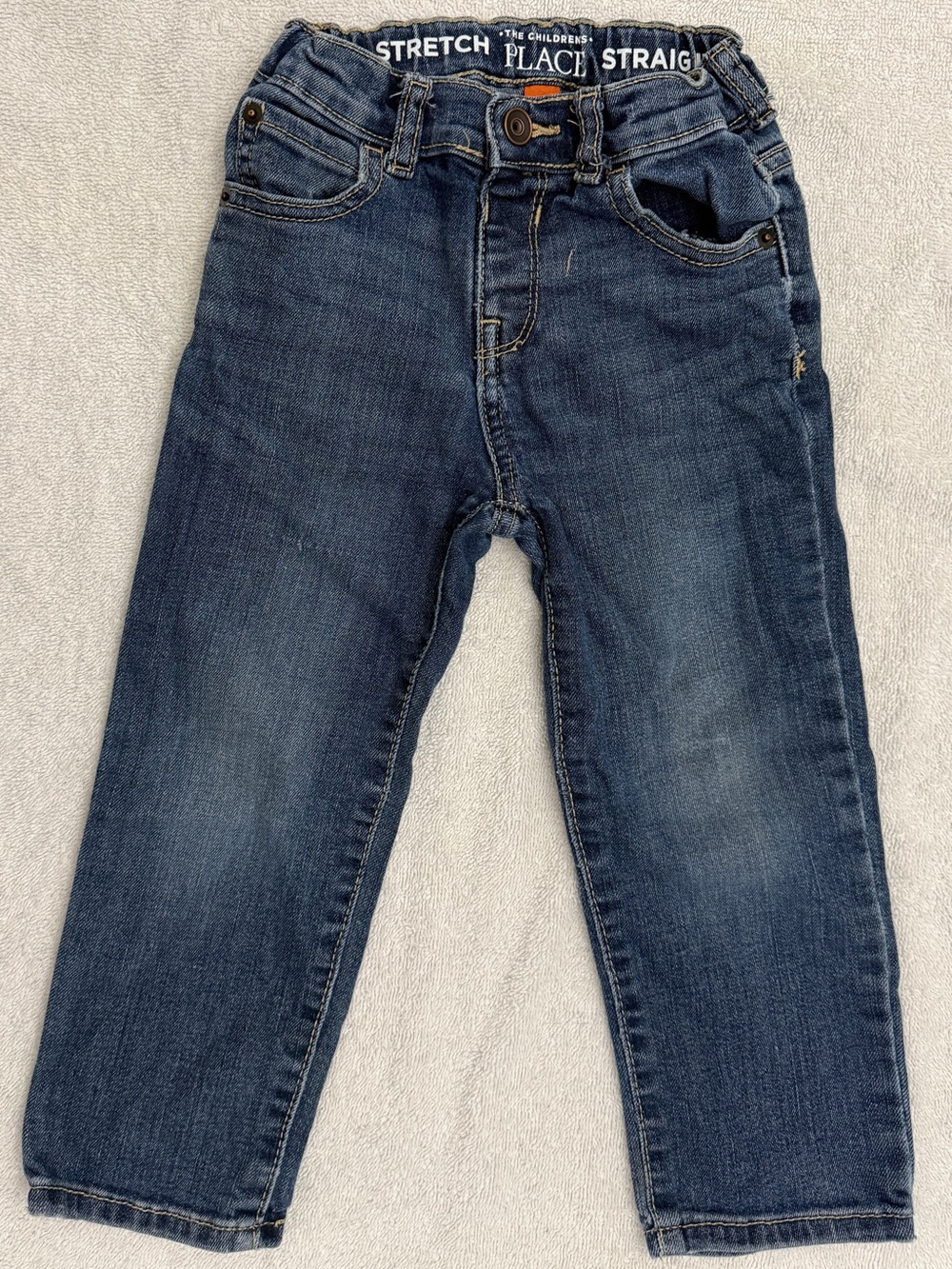 The Children's Place Boys Slim Straight Jeans in Dark Blue Wash